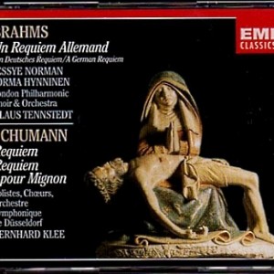Wiederveröffentlichung 1993 EMI 7 67819 2 2 CD © 1983 Schumann: Requiem op. 148 . Requiem für Mignon op. 98b Brahms: Ein Deutsches Requiem Norman . Hynninen . Fischer-Dieskau . Donath . Gedda . Soffel . Lindner . Andonian . Georg London Philharmonic Choir Der Chor des Städtischen Musikvereins zu Düsseldorf London Philharmonic Orchestra Düsseldorfer Symphoniker Klaus Tennstedt Bernhard Klee