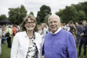 Bürgermeisterin Claudia Zepuntke mit Musikvereinsvorsitzendem Manfred Hill