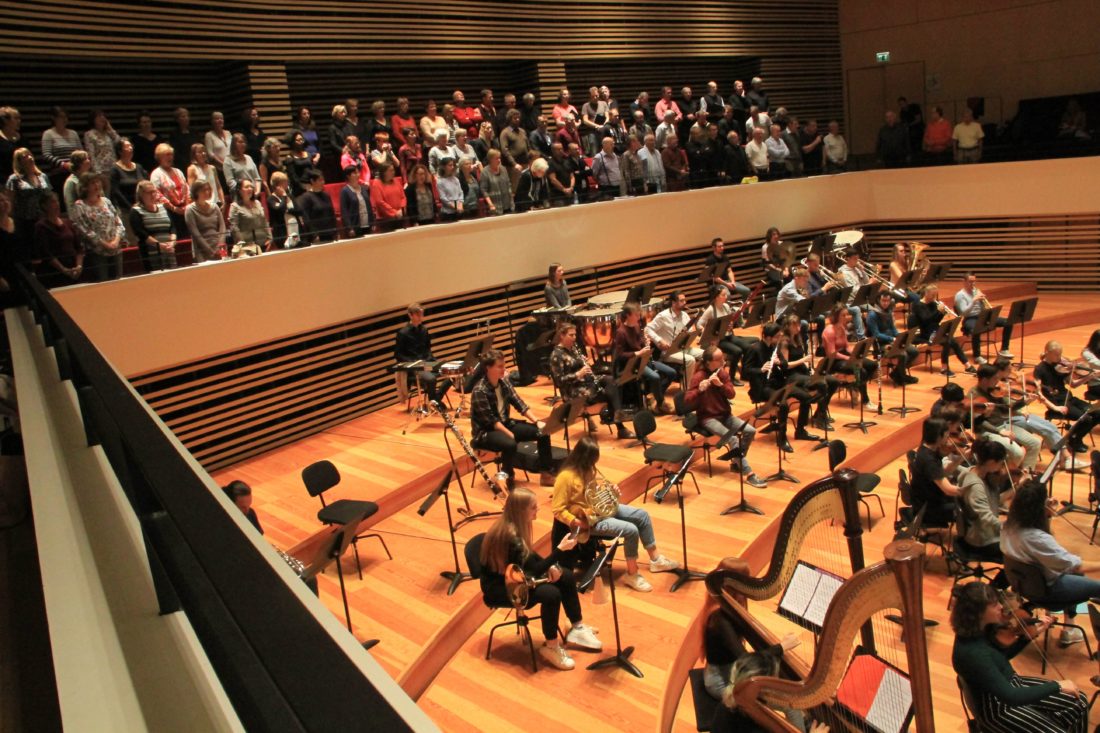 2018 MusikVereint - Besuch in Lille: Der Chœur Régional Hauts-de-France in Lille verstärkt um Mitglieder des Städtischen Musikvereins