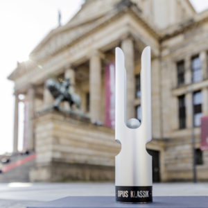 Die Trophäe des Opus Klassik der am Sonntag, 13.10.2019 in Berlin vergeben wird. /// Foto: Monique Wüstenhagen