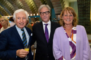 Dr. Albert Michael Tilmann (RSG), Hans-Georg Lohe und Sabine Tüllmann von der Bürgerstiftung