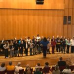 Eröffnung Schumann-Haus: SingPause-Kinder der Klasssen 2,3 und 4 mit ihrer Singleiterin Maria Carreras im Palais Wittgenstein