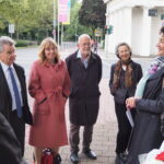 12.9.2024: Clara und Robert Schumanns Hochzeitstag: Teile der Gästeschar v.l.n.r. Dr. Wulff Aengevelt, Kulturamtsleiterin Angeliqué Tracik, Rolf Dahlmann, Stadtführer und Inge Sauer vom Verein "Unsere Straßen - unsere Künstler".