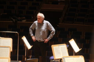 Adam Fischer bei der Orchesterprobe