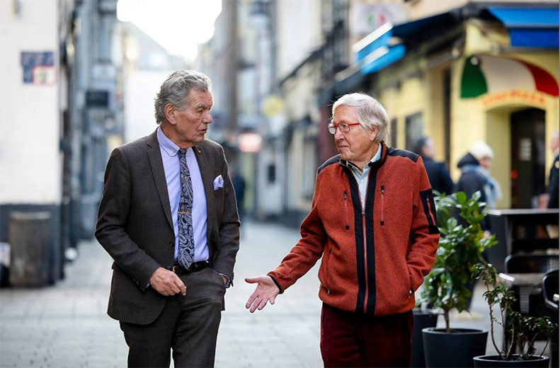 Wolfgang Rolshoven, Baas der Düsseldorfer Jonges und Richard Isselhorst, Vertreter des Förderkreises der Düsseldorfer Kulturinstitute.