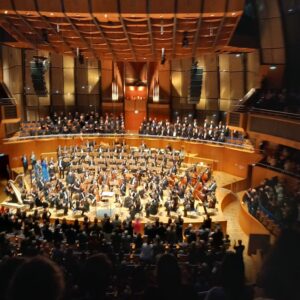 Mahler2 - 16.3.2025 vor Konzertbeginn - JSO Jugend-Sinfonie-Orchester der Tonhalle Düsseldorf und der Chor des Städtischen Musikvereins zu Düsseldorf mit dem Kammerchor Amici del canto, Wuppertal