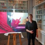 14.10.2025: Anja von Wins bei der Arbeit während des Klavierspiels