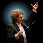 Asher Fisch - Dirigent (Bild: Tonhalle Düsseldorf)