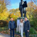 4.11.2025 - Mendelssohn Gedenken am Düsseldorfer Denkmal mit dem Ehepaar Aengevelt und Manfred Hill