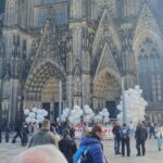 15.5.2026 - Performance vor dem Hohen Dom zu Köln