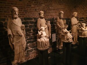 15.5.2026 Reise der Tonhallenfreunde nach Köln: In den tiefsten Tiefen der Schatzkammer des Domes