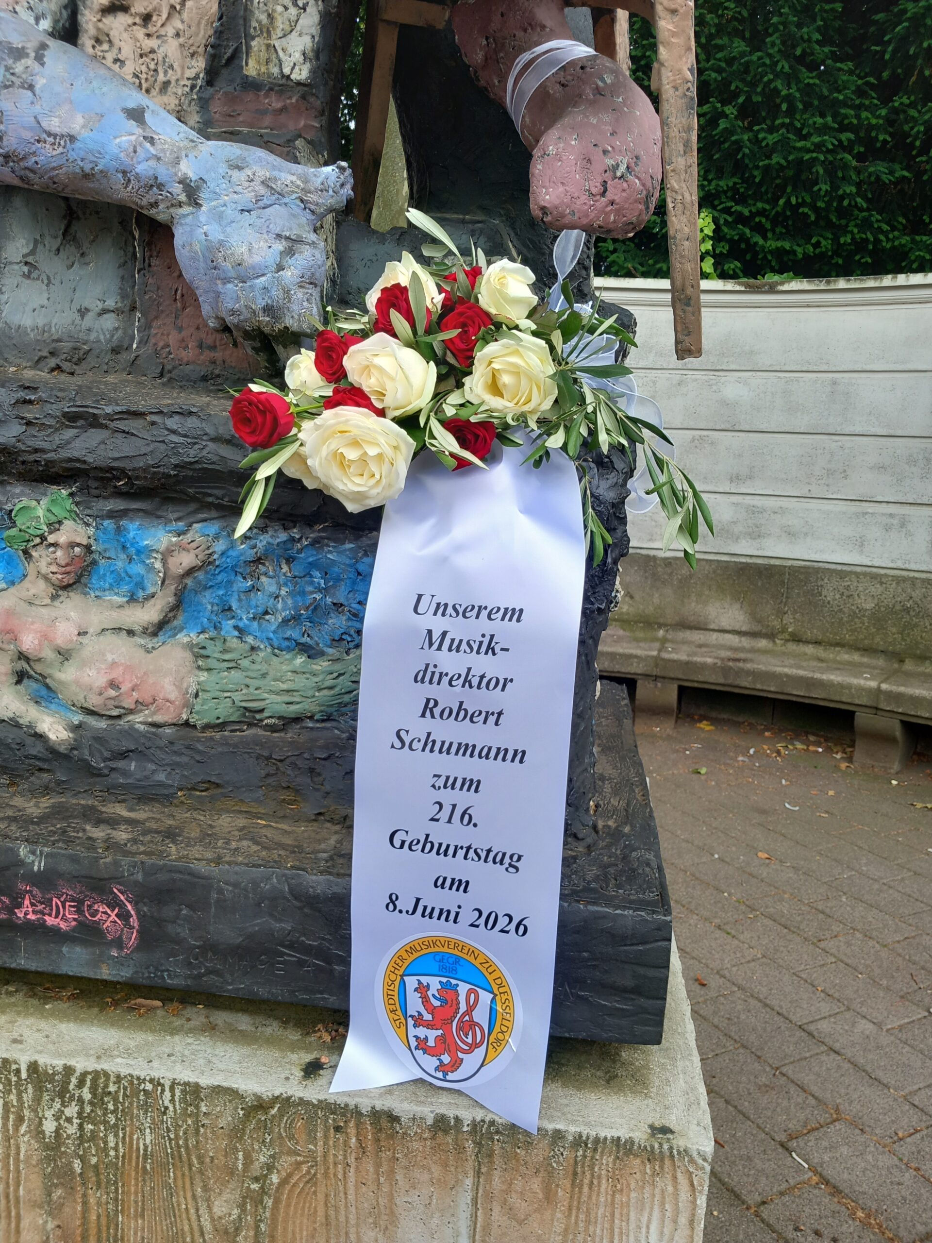 Robert Schumann zum 216. Geburtstag am 8.6.2026. Gedenken am Clara- und Robert-Denkmal von Markus Lüpertz