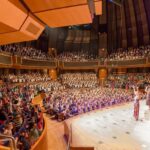 20 Jahre SingPause- Abschlusskonzert am 26.6.2026: Wuselige Tonhalle mit immer wieder 800-900 Kindern.