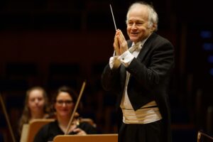 Adam Fischer mit den Düsseldorfer Symphonikern (c)Tonhalle-diesner