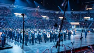 19.9. Musikfest der Bundeswehr 2026: Viel Probenzeit, aber auch ein Spaß für alle Sängerinnen und Sänger auf der Bühne und hinter der Bühne vor allem bei der abschließenden After-Show-Party mit allen Mitwirkenden. Hier ein Blick aus der Sicht des Chores (c) Bilder Musikverein