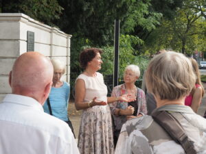 7.9.-12.9.2026: Hochzeitswoche wird gefeiert am Schumann-Denkmal am Ratinger Tor und im Schumann-Haus Düsseldorf, Bilker Str. 15: Dr. Irmgard Knechtges-Obrecht (Clara-Schumann-Initiative Düsseldorf) .